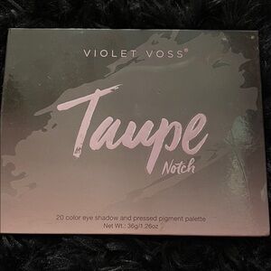 Violet Voss Taupe Notch Eyeshadow Palette